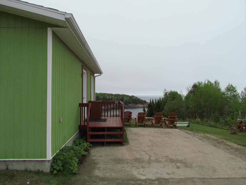 Les Chalets Au Bord De La Mer Лез-Эскумен Номер фото